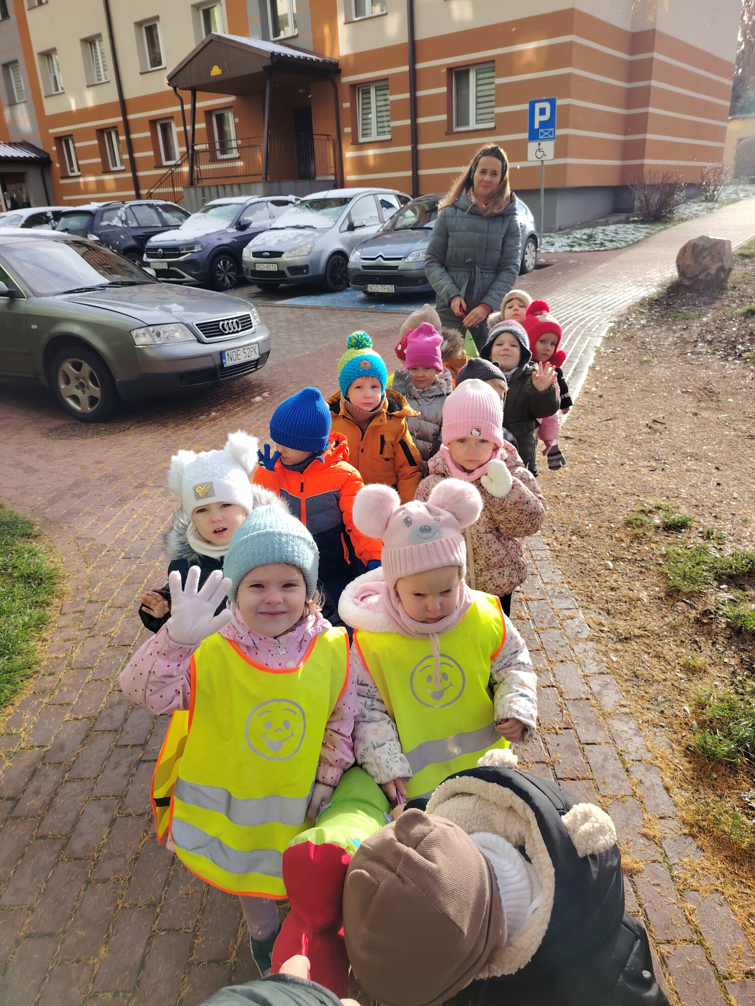 30 MINUT DLA ZDROWIA-SPACEROWY TYDZIEŃPRZEDSZKOLAKA